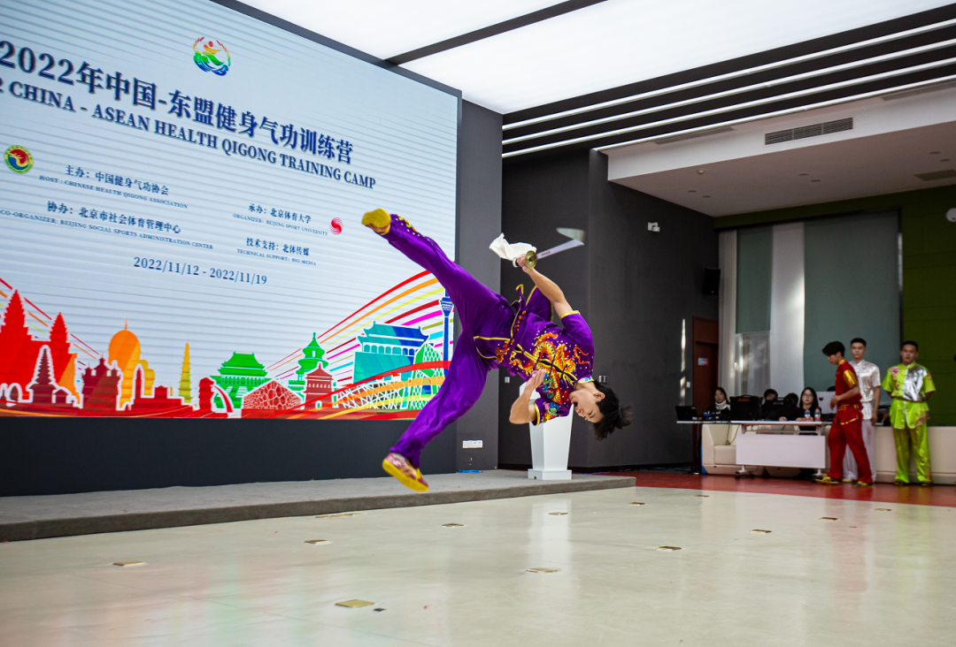 71010a6d7a6c46c3aabcdec49bf6dfda.png 71010a6d7a6c46c3aabcdec49bf6dfda.png